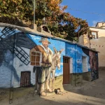 Un mural dedicado al clásico español Don Quijote.